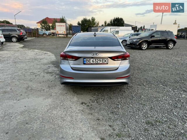 Сірий Хендай Елантра, об'ємом двигуна 2 л та пробігом 135 тис. км за 10899 $, фото 6 на Automoto.ua