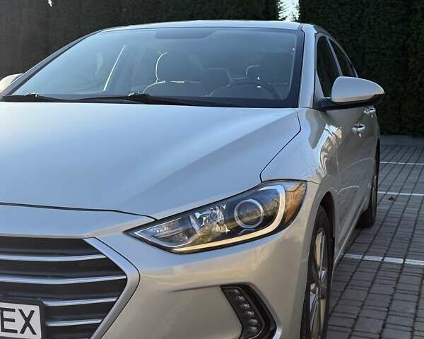 Серый Хендай Элантра, объемом двигателя 2 л и пробегом 115 тыс. км за 11150 $, фото 22 на Automoto.ua