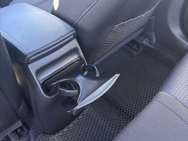 Хендай Элантра 2016 в Киеве на Automoto.ua Серый Хендай Элантра, объемом двигателя 2 л и пробегом 75 тыс. км за 14000 $, фото 22 на Automoto.ua