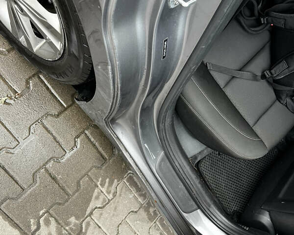 Сірий Хендай Елантра, об'ємом двигуна 2 л та пробігом 79 тис. км за 9900 $, фото 11 на Automoto.ua
