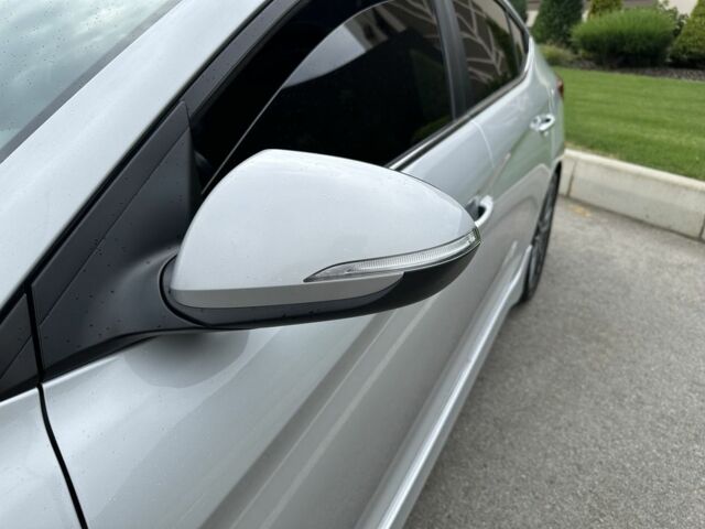 Сірий Хендай Елантра, об'ємом двигуна 1.6 л та пробігом 140 тис. км за 12200 $, фото 12 на Automoto.ua