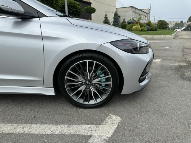 Сірий Хендай Елантра, об'ємом двигуна 1.6 л та пробігом 140 тис. км за 12200 $, фото 9 на Automoto.ua