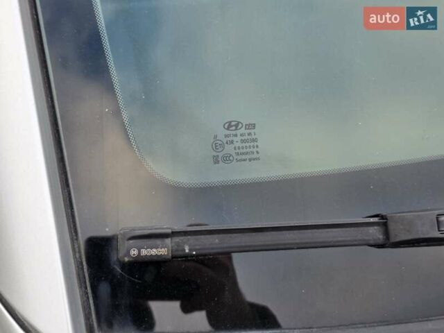 Серый Хендай Элантра, объемом двигателя 2 л и пробегом 197 тыс. км за 9999 $, фото 20 на Automoto.ua