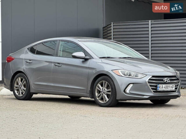 Сірий Хендай Елантра, об'ємом двигуна 2 л та пробігом 148 тис. км за 9900 $, фото 5 на Automoto.ua
