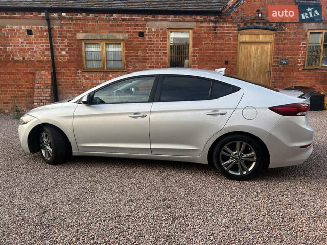 Сірий Хендай Елантра, об'ємом двигуна 2 л та пробігом 101 тис. км за 11900 $, фото 8 на Automoto.ua