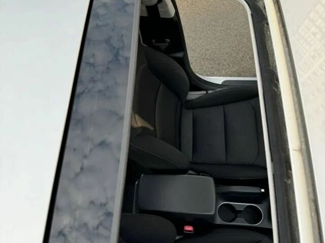 Сірий Хендай Елантра, об'ємом двигуна 2 л та пробігом 110 тис. км за 8800 $, фото 8 на Automoto.ua