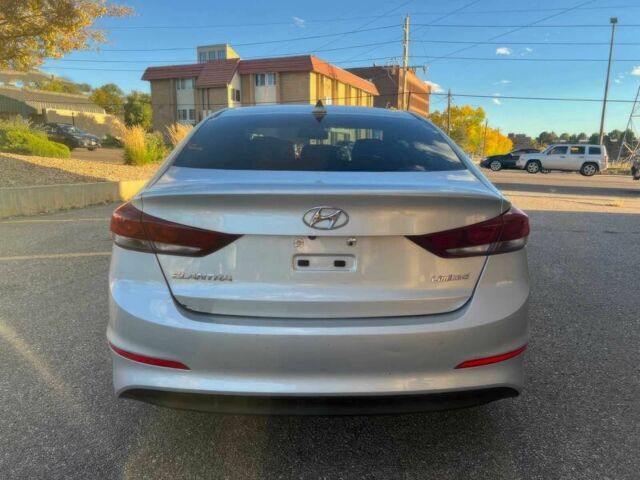 Сірий Хендай Елантра, об'ємом двигуна 2 л та пробігом 68 тис. км за 4600 $, фото 4 на Automoto.ua