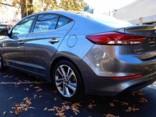 Серый Хендай Элантра, объемом двигателя 2 л и пробегом 54 тыс. км за 6300 $, фото 6 на Automoto.ua