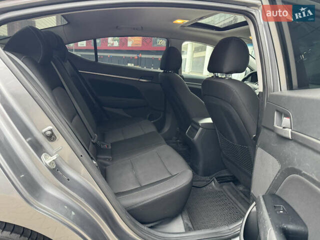 Сірий Хендай Елантра, об'ємом двигуна 2 л та пробігом 148 тис. км за 9900 $, фото 11 на Automoto.ua