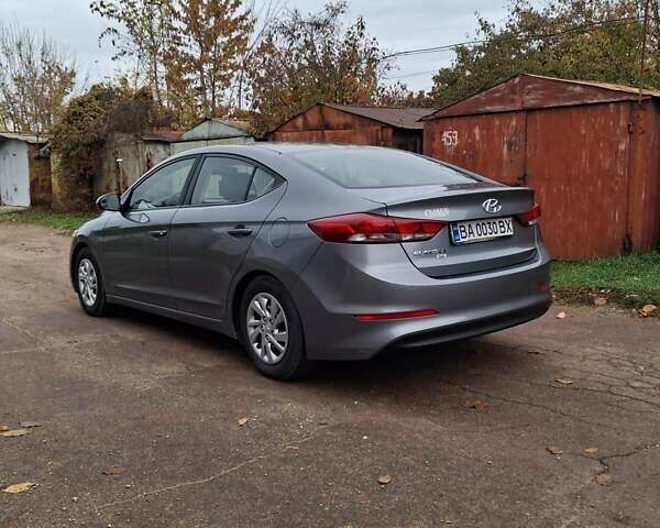 Хендай Элантра 2017 в Кропивницком (Кировограде) на Automoto.ua Серый Хендай Элантра, объемом двигателя 2 л и пробегом 177 тыс. км за 10900 $, фото 8 на Automoto.ua
