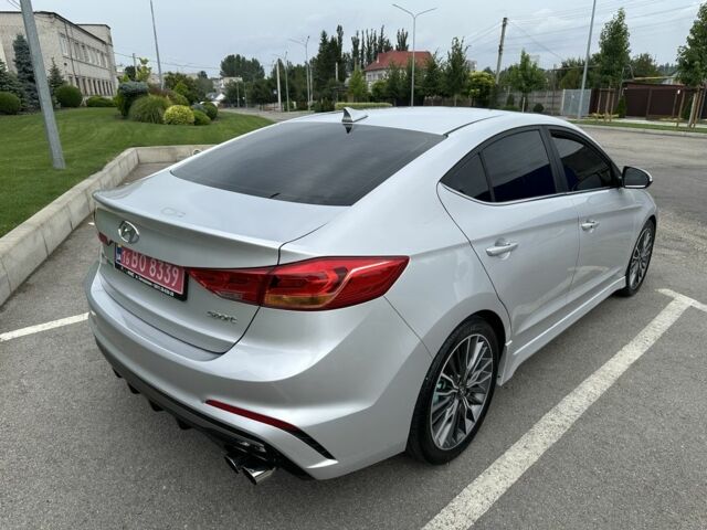 Сірий Хендай Елантра, об'ємом двигуна 1.6 л та пробігом 140 тис. км за 12200 $, фото 5 на Automoto.ua