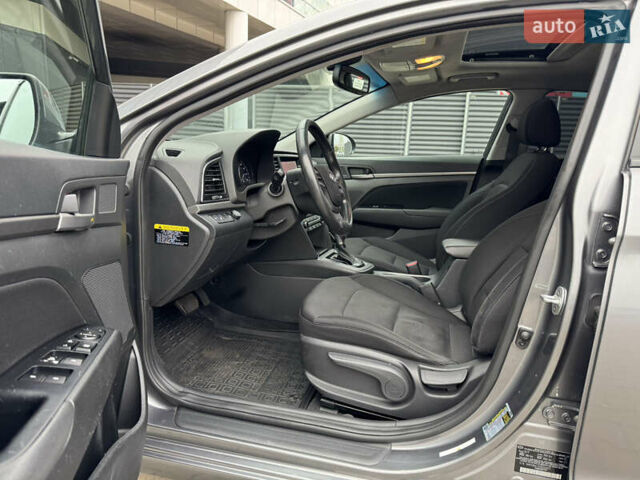 Сірий Хендай Елантра, об'ємом двигуна 2 л та пробігом 148 тис. км за 9900 $, фото 9 на Automoto.ua