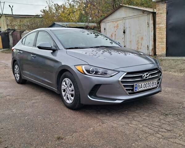 Хендай Элантра 2017 в Кропивницком (Кировограде) на Automoto.ua Серый Хендай Элантра, объемом двигателя 2 л и пробегом 177 тыс. км за 10900 $, фото 9 на Automoto.ua