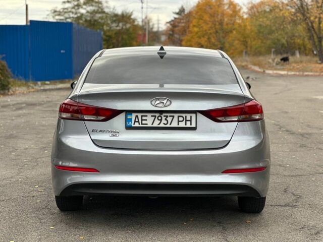 Хендай Элантра 2017 в Днепре (Днепропетровске) на Automoto.ua Серый Хендай Элантра, объемом двигателя 2 л и пробегом 137 тыс. км за 9999 $, фото 4 на Automoto.ua