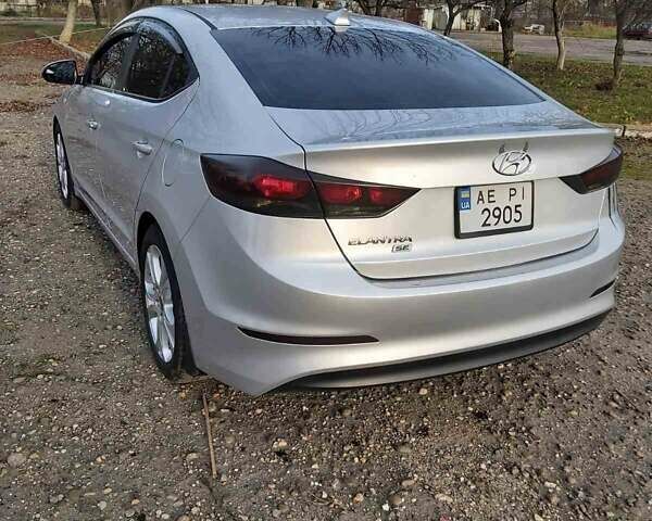 Серый Хендай Элантра, объемом двигателя 2 л и пробегом 93 тыс. км за 10800 $, фото 12 на Automoto.ua