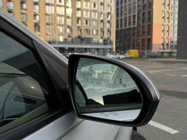 Сірий Хендай Елантра, об'ємом двигуна 2 л та пробігом 110 тис. км за 8800 $, фото 7 на Automoto.ua