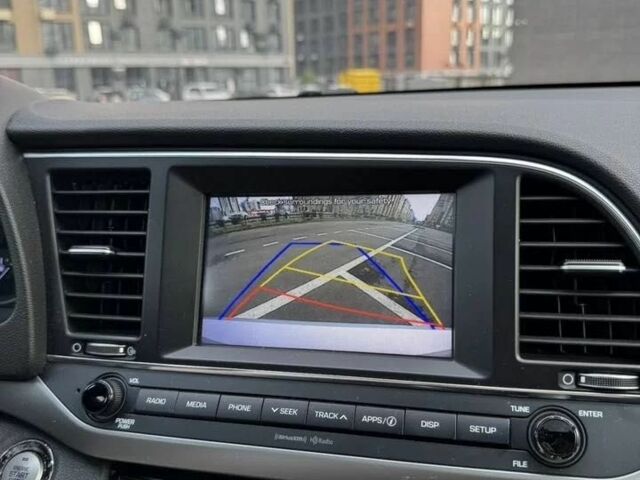 Сірий Хендай Елантра, об'ємом двигуна 2 л та пробігом 110 тис. км за 8800 $, фото 10 на Automoto.ua