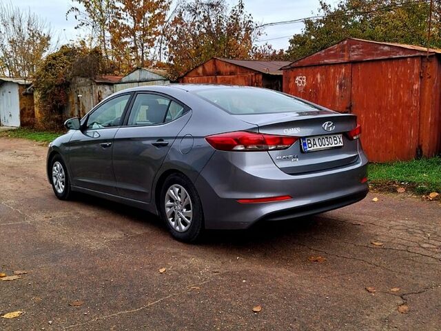 Хендай Элантра 2017 в Кропивницком (Кировограде) на Automoto.ua Серый Хендай Элантра, объемом двигателя 2 л и пробегом 177 тыс. км за 10900 $, фото 5 на Automoto.ua