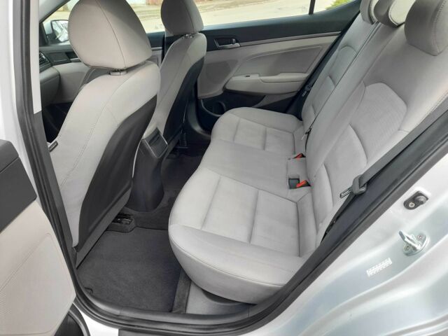 Серый Хендай Элантра, объемом двигателя 2 л и пробегом 69 тыс. км за 11500 $, фото 14 на Automoto.ua