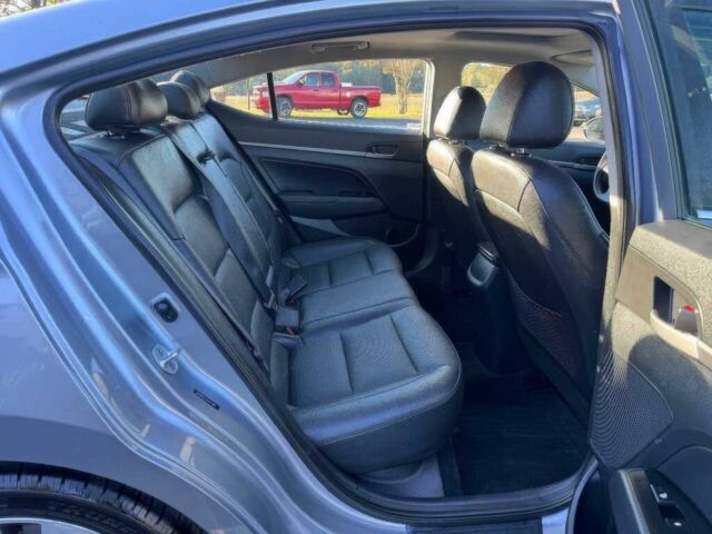 Сірий Хендай Елантра, об'ємом двигуна 2 л та пробігом 69 тис. км за 8000 $, фото 9 на Automoto.ua