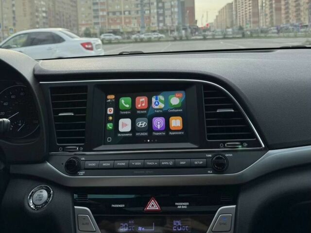 Сірий Хендай Елантра, об'ємом двигуна 2 л та пробігом 110 тис. км за 8800 $, фото 9 на Automoto.ua