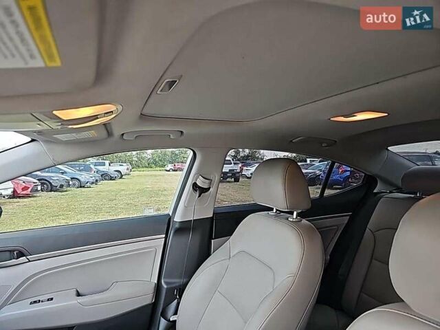 Серый Хендай Элантра, объемом двигателя 2 л и пробегом 165 тыс. км за 8500 $, фото 8 на Automoto.ua