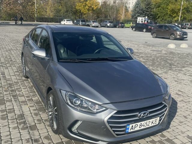 Хендай Элантра 2017 в Запорожье на Automoto.ua Серый Хендай Элантра, объемом двигателя 1.6 л и пробегом 101 тыс. км за 9500 $, фото 2 на Automoto.ua