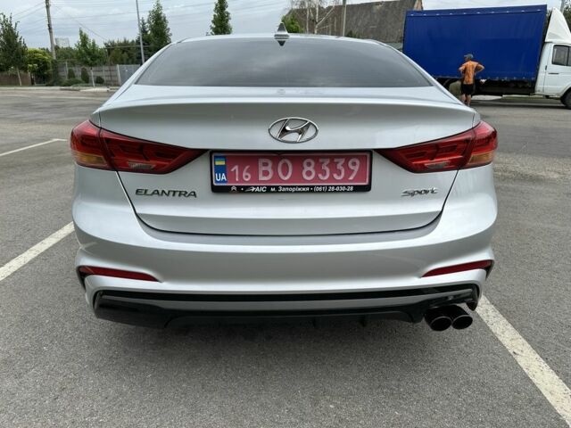 Сірий Хендай Елантра, об'ємом двигуна 1.6 л та пробігом 140 тис. км за 12200 $, фото 7 на Automoto.ua