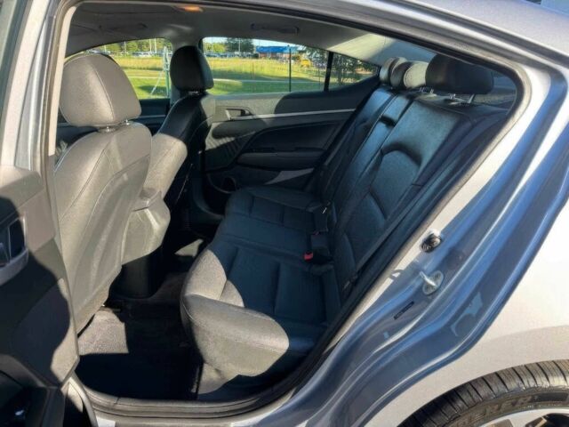 Сірий Хендай Елантра, об'ємом двигуна 2 л та пробігом 69 тис. км за 8000 $, фото 8 на Automoto.ua