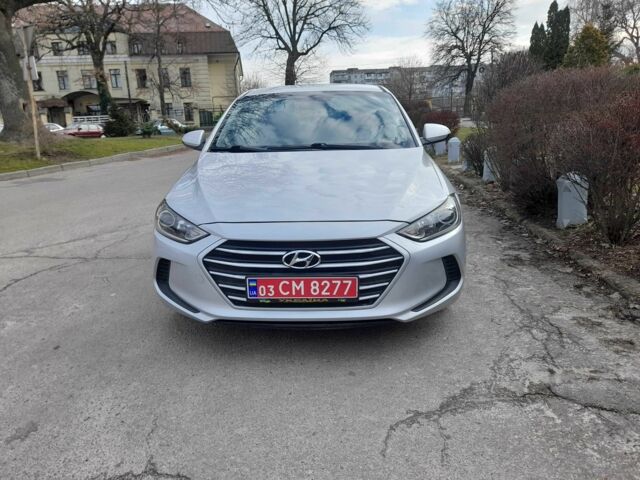 Серый Хендай Элантра, объемом двигателя 2 л и пробегом 69 тыс. км за 11500 $, фото 5 на Automoto.ua