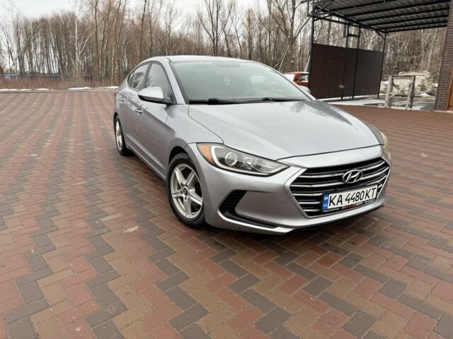 Сірий Хендай Елантра, об'ємом двигуна 2 л та пробігом 250 тис. км за 10000 $, фото 7 на Automoto.ua