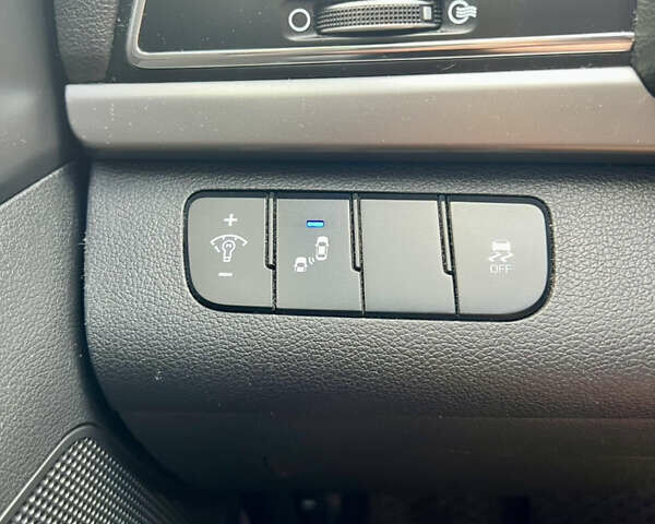 Серый Хендай Элантра, объемом двигателя 2 л и пробегом 169 тыс. км за 13300 $, фото 35 на Automoto.ua