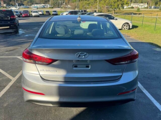 Сірий Хендай Елантра, об'ємом двигуна 2 л та пробігом 69 тис. км за 8000 $, фото 4 на Automoto.ua