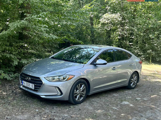 Серый Хендай Элантра, объемом двигателя 2 л и пробегом 169 тыс. км за 13300 $, фото 49 на Automoto.ua