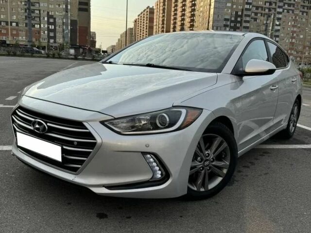 Сірий Хендай Елантра, об'ємом двигуна 2 л та пробігом 110 тис. км за 8800 $, фото 15 на Automoto.ua