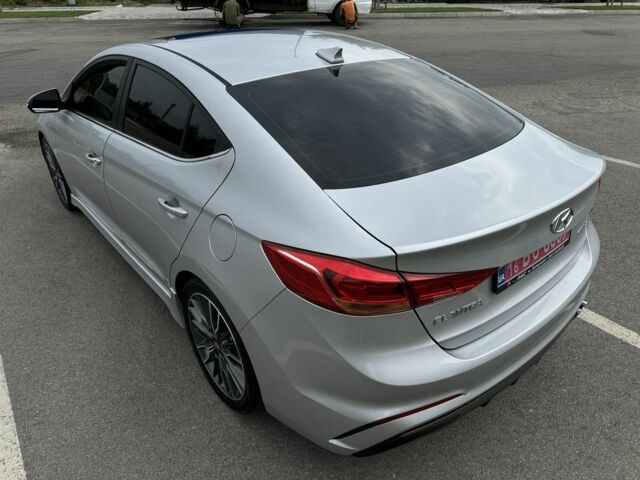 Сірий Хендай Елантра, об'ємом двигуна 1.6 л та пробігом 140 тис. км за 12200 $, фото 6 на Automoto.ua