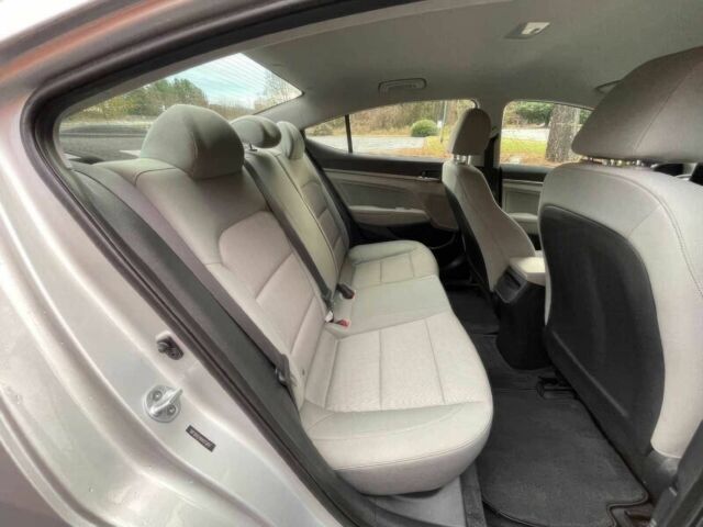 Серый Хендай Элантра, объемом двигателя 2 л и пробегом 54 тыс. км за 9700 $, фото 8 на Automoto.ua