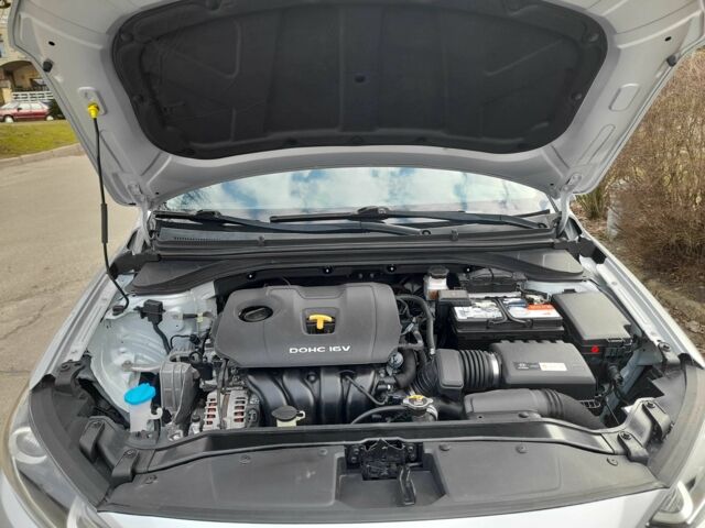 Серый Хендай Элантра, объемом двигателя 2 л и пробегом 69 тыс. км за 11500 $, фото 15 на Automoto.ua