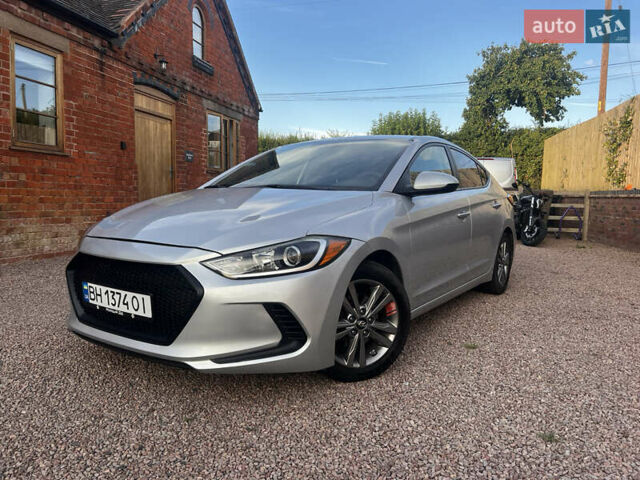 Сірий Хендай Елантра, об'ємом двигуна 2 л та пробігом 101 тис. км за 11900 $, фото 5 на Automoto.ua