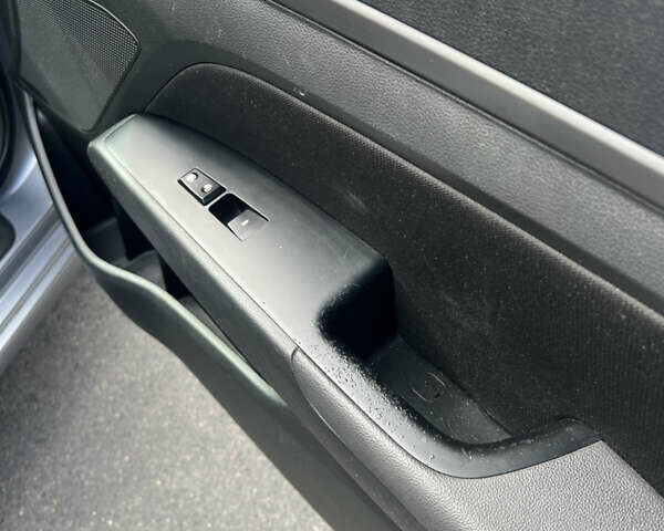 Серый Хендай Элантра, объемом двигателя 2 л и пробегом 169 тыс. км за 13300 $, фото 30 на Automoto.ua