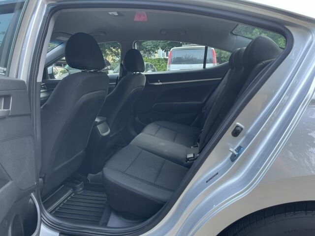 Серый Хендай Элантра, объемом двигателя 2 л и пробегом 96 тыс. км за 12399 $, фото 13 на Automoto.ua