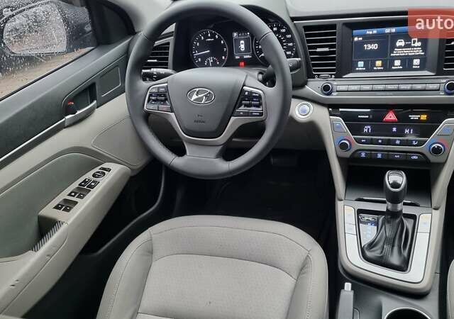 Серый Хендай Элантра, объемом двигателя 2 л и пробегом 89 тыс. км за 11100 $, фото 29 на Automoto.ua