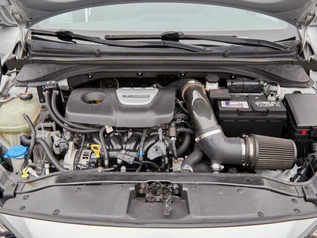 Серый Хендай Элантра, объемом двигателя 1.6 л и пробегом 145 тыс. км за 12500 $, фото 15 на Automoto.ua