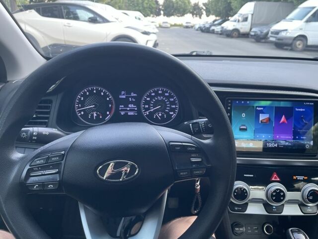 Серый Хендай Элантра, объемом двигателя 2 л и пробегом 96 тыс. км за 12399 $, фото 12 на Automoto.ua