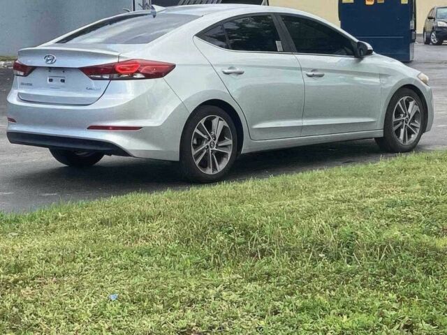 Серый Хендай Элантра, объемом двигателя 2 л и пробегом 50 тыс. км за 2800 $, фото 4 на Automoto.ua