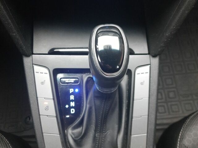 Сірий Хендай Елантра, об'ємом двигуна 0 л та пробігом 132 тис. км за 10900 $, фото 11 на Automoto.ua