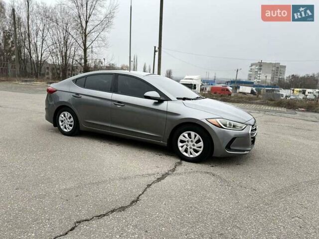 Серый Хендай Элантра, объемом двигателя 2 л и пробегом 175 тыс. км за 11200 $, фото 14 на Automoto.ua