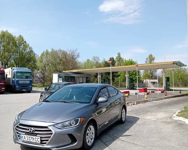 Серый Хендай Элантра, объемом двигателя 2 л и пробегом 116 тыс. км за 11000 $, фото 8 на Automoto.ua