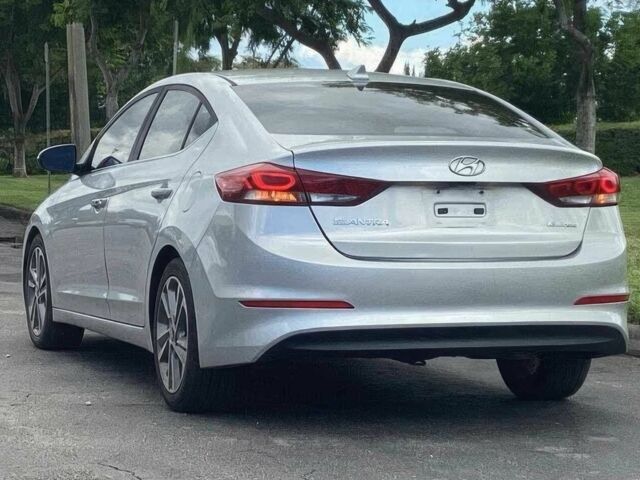 Серый Хендай Элантра, объемом двигателя 2 л и пробегом 50 тыс. км за 2800 $, фото 3 на Automoto.ua