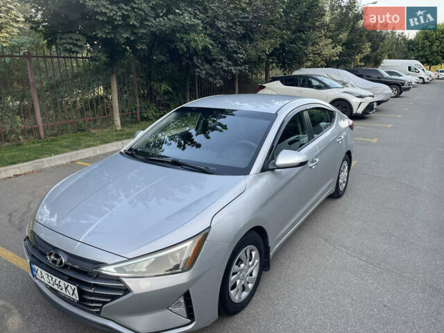 Серый Хендай Элантра, объемом двигателя 2 л и пробегом 97 тыс. км за 12500 $, фото 15 на Automoto.ua